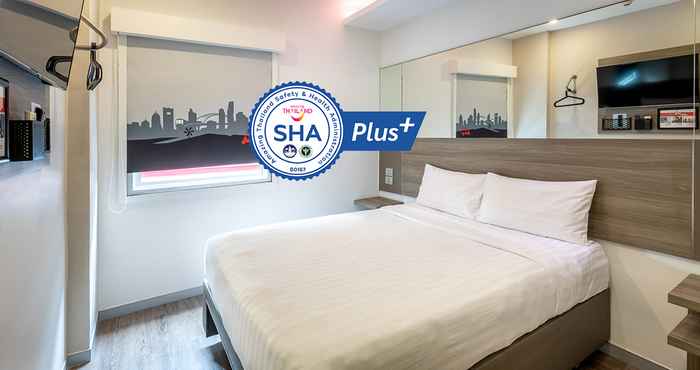 Bedroom Red Planet Bangkok Surawong (SHA Extra Plus+)