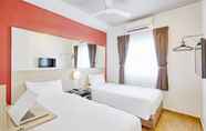 Bedroom 3 Red Planet Bangkok Asoke (SHA Extra Plus+)