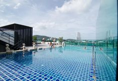 Swimming Pool 2 Mirage Express Patong Phuket Hotel