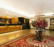 Lobi 7 Royal Panerai Hotel