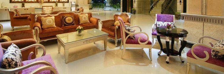 로비 Miracle Suite Pattaya