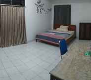 Bedroom 7 Satar Mese