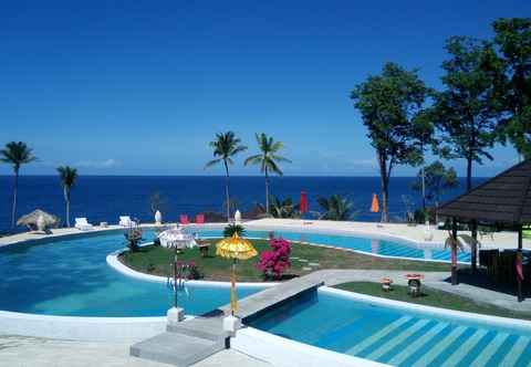 Swimming Pool Kinaari Resort