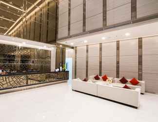 Lobby 2 Best Western PLUS Wanda Grand Hotel