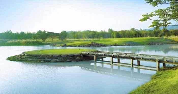 Atraksi di Area Sekitar Lake View Resort & Golf Club