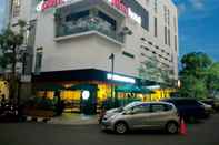 Exterior d'primahotel Melawai - Blok M