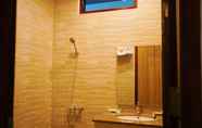 Toilet Kamar 7 Bos Hotel Sungailiat