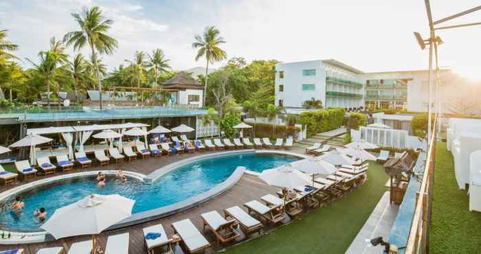 Kolam Renang KC Beach Club & Pool Villas