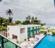 Kolam Renang 2 KC Beach Club & Pool Villas