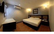 Bedroom 7 Ming Paragon Hotel