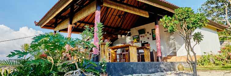 Lobi Sunrise Huts Lembongan