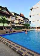 SWIMMING_POOL Thipurai Beach Hotel Huahin