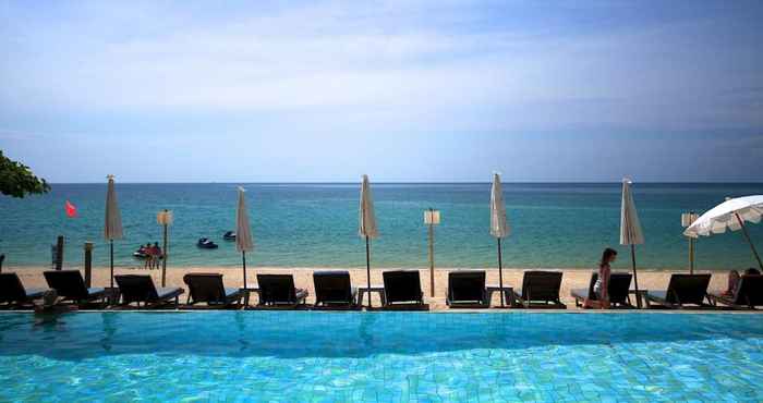 สระว่ายน้ำ THE HIVE HOTEL SAMUI