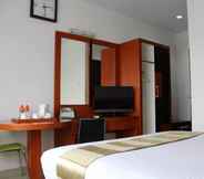 Bedroom 7 Grand Karawang Indah Hotel 