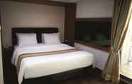 BEDROOM Grand Karawang Indah Hotel 