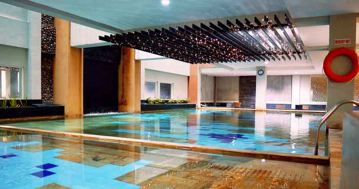 Swimming Pool Horison Kota Lama Semarang