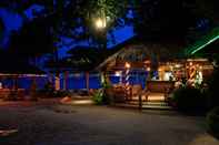 ล็อบบี้ Friendship Beach Resort & Atmanjai Wellness Spa 