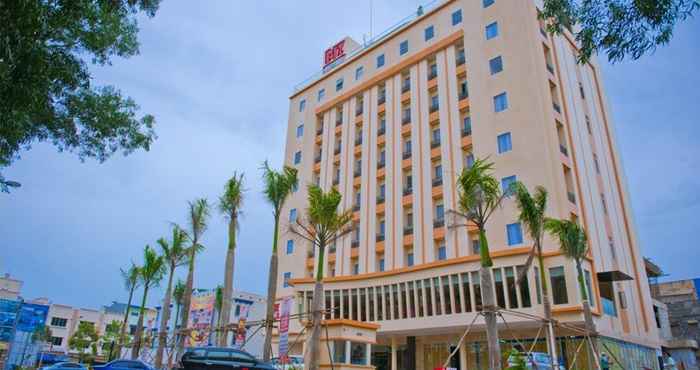 Bangunan Biz Hotel Batam