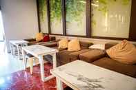 Common Space Andelir Hotel Simpang Lima Semarang