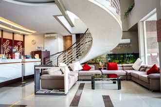 Lobby 4 Andelir Hotel Simpang Lima Semarang