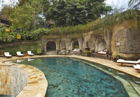 Swimming Pool IBAH