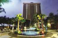 Swimming Pool Berjaya Times Square Hotel, Kuala Lumpur