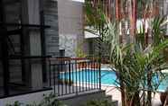 Kolam Renang 5 Grand Laguna Hotel & Villa Solo