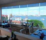 Restaurant 6 Berjaya Waterfront Hotel