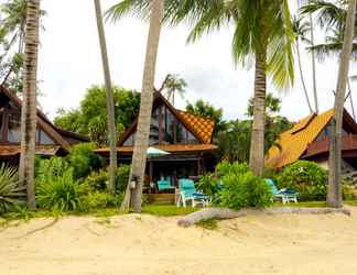 Bangunan 2 Monsoon Beach Villas