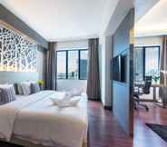 Bedroom 2 Crystal Crown Hotel Petaling Jaya