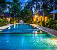 Swimming Pool 4 Sunda Resort