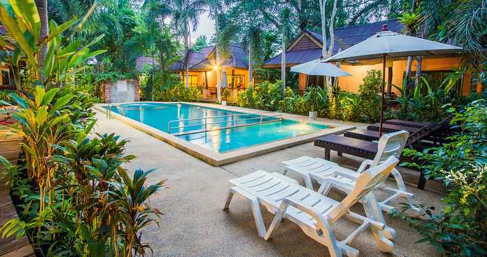 Kolam Renang Sunda Resort