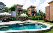 Kolam Renang 5 Bali Green Hills 