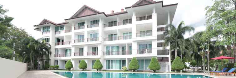 Lobi Taipan Resort And Condominium Hotel