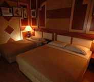 Bedroom 3 Shari-la Island Resort
