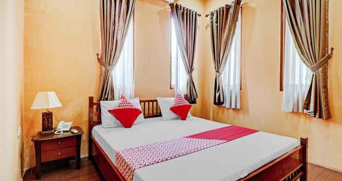 Kamar Tidur OYO 90475 Mirda Gratia Hotel 