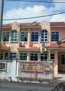 EXTERIOR_BUILDING Homestay Villa D'Doa Maju - Batu Burok