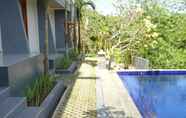 Swimming Pool 6 Terrace Ampels