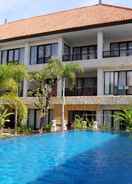 SWIMMING_POOL Taman Agung Hotel