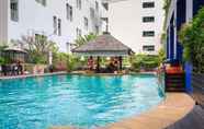 Swimming Pool 7 Sunbeam Hotel Pattaya