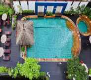 Kolam Renang 6 Sunbeam Hotel Pattaya