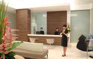 Lobi 4 Phachara Suites Sukhumvit