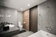 In-room Bathroom Art Mai? Gallery Nimman Hotel Chiang Mai - SHA Extra Plus+