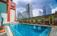 Swimming Pool 7 Bandara Suites Silom, Bangkok