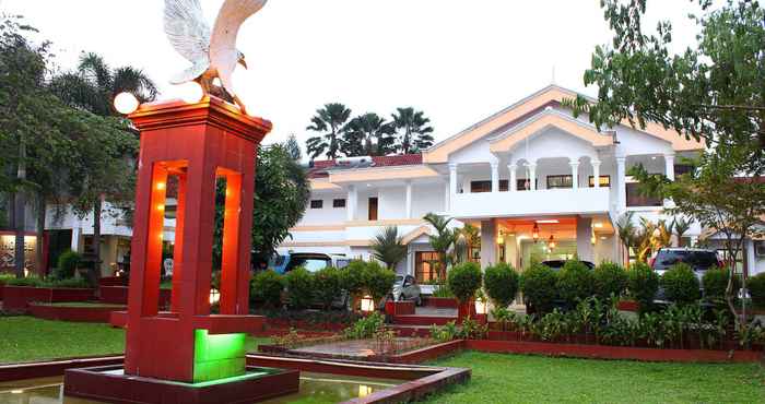 Exterior Ririn Hotel