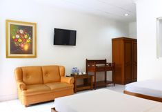 Bedroom 3 Ririn Hotel