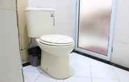 Toilet Kamar 6 Ririn Hotel