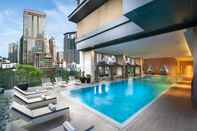 สระว่ายน้ำ Oriental Residence Bangkok