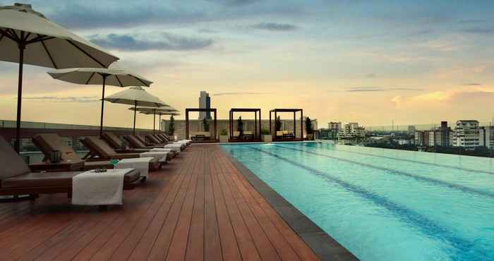 Swimming Pool Shama Petchburi 47 Bangkok 