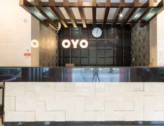 Lobi 2 OYO 996 Hotel Transit Syariah